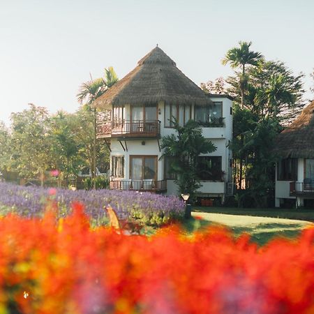 Phusanfah Resort Mae Taeng Esterno foto
