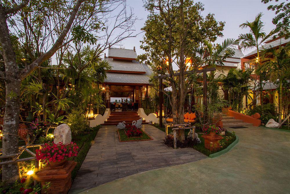 Phusanfah Resort Mae Taeng Esterno foto